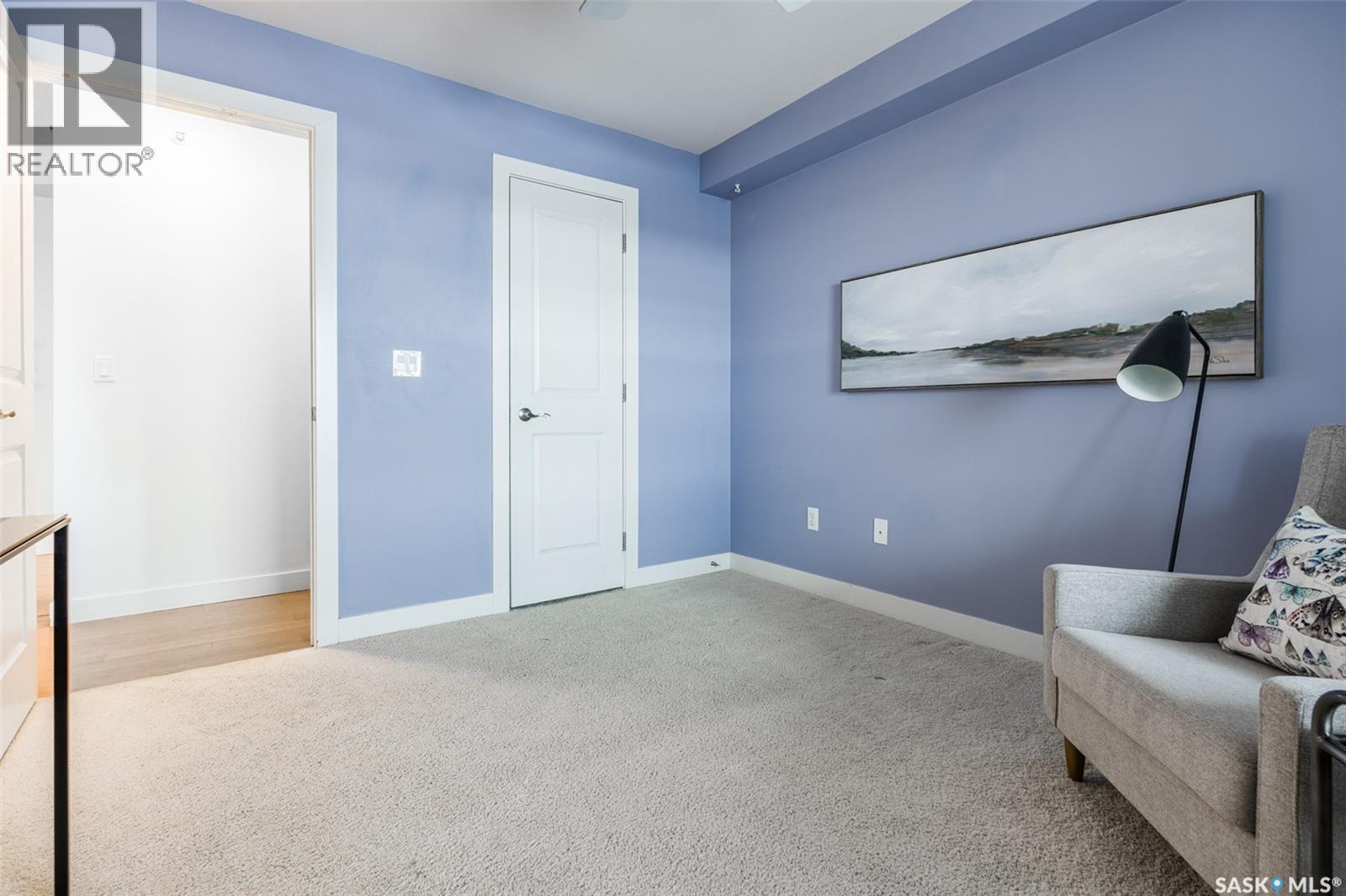 304B 415 Hunter Road, Saskatoon, SK - Indoor