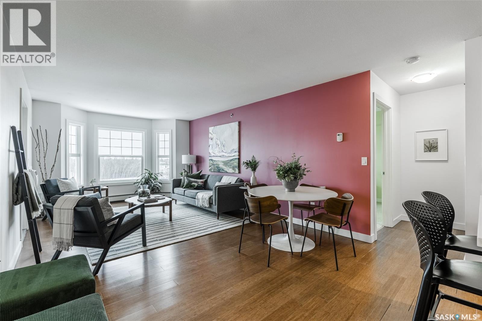 304B 415 Hunter Road, Saskatoon, SK - Indoor