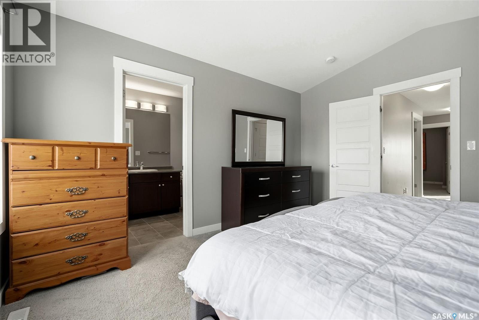 2813 Elgaard Drive, Regina, SK - Indoor Photo Showing Bedroom