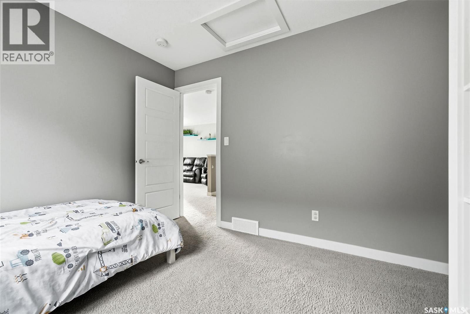 2813 Elgaard Drive, Regina, SK - Indoor Photo Showing Bedroom