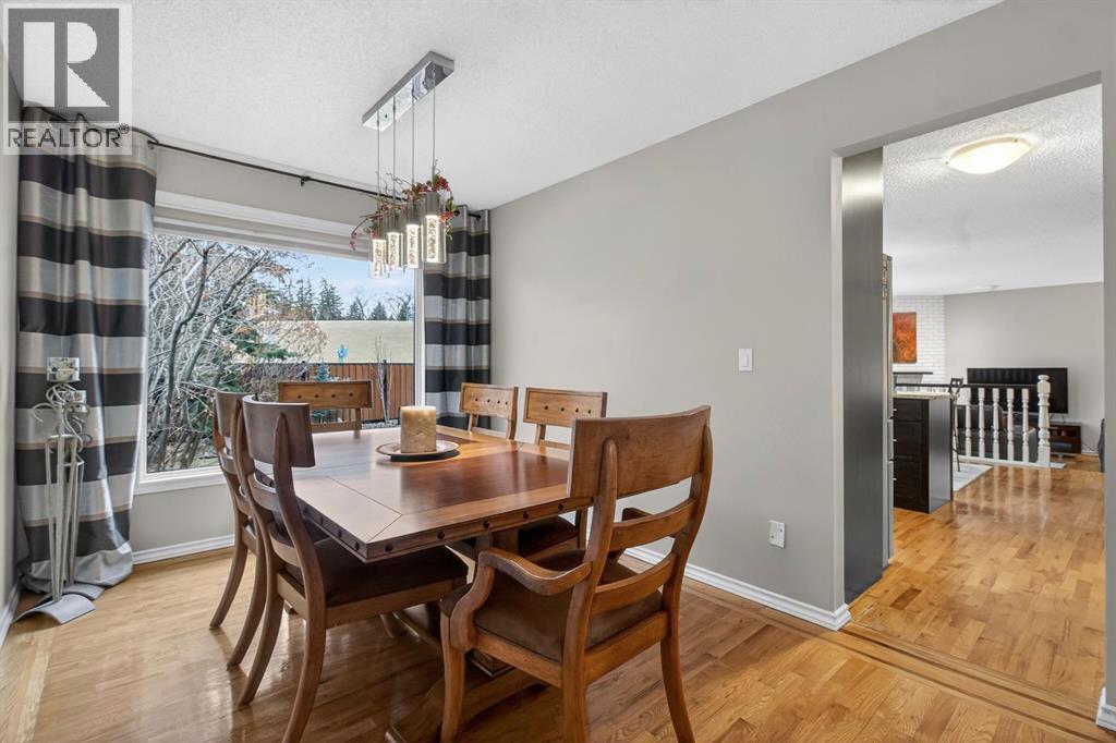 68 Bermondsey Rise Nw, Calgary, AB - Indoor Photo Showing Dining Room