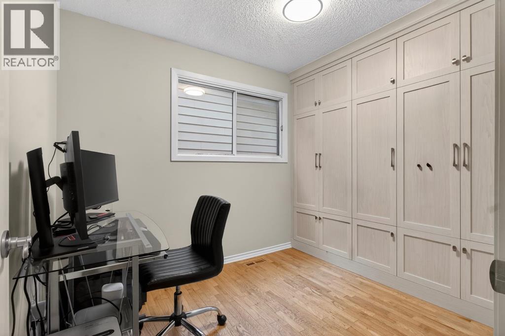68 Bermondsey Rise Nw, Calgary, AB - Indoor Photo Showing Office