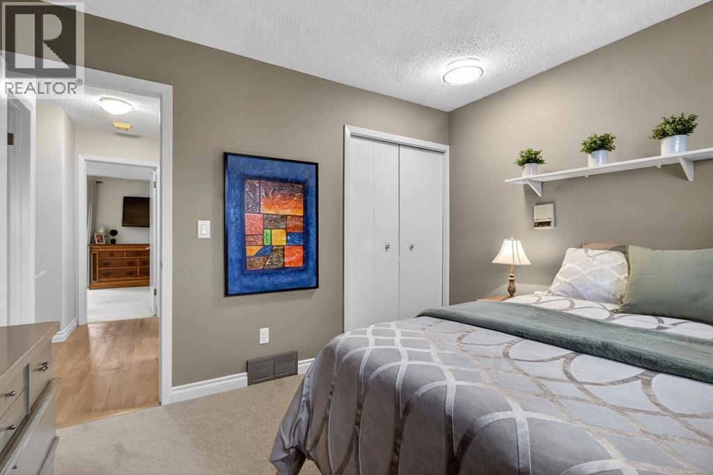 68 Bermondsey Rise Nw, Calgary, AB - Indoor Photo Showing Bedroom