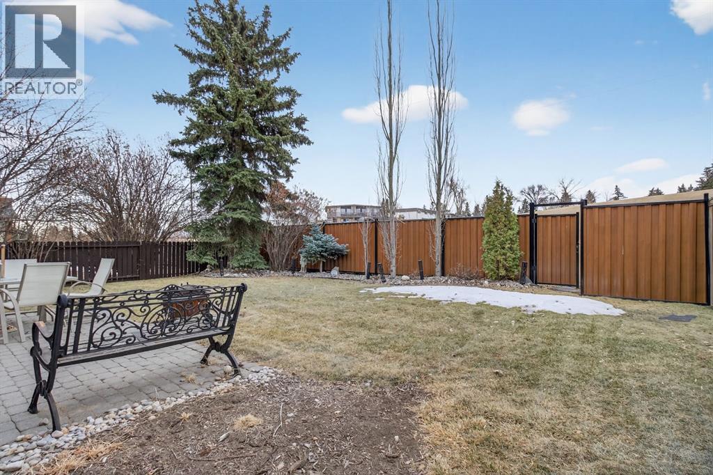 68 Bermondsey Rise Nw, Calgary, AB - Outdoor
