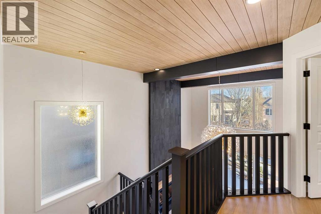 125 Discovery Place Sw, Calgary, AB - Indoor Photo Showing Other Room