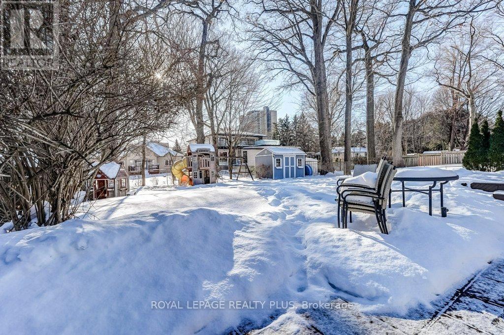 1980 Hartland Drive, Mississauga, ON - Outdoor