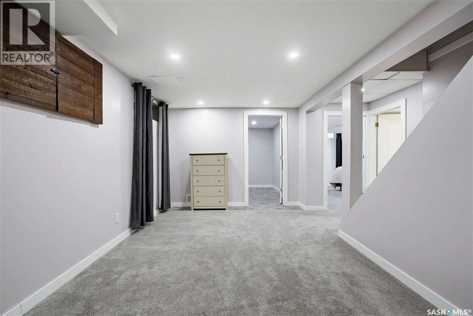 1243 James Crescent, Regina, SK - Indoor Photo Showing Other Room