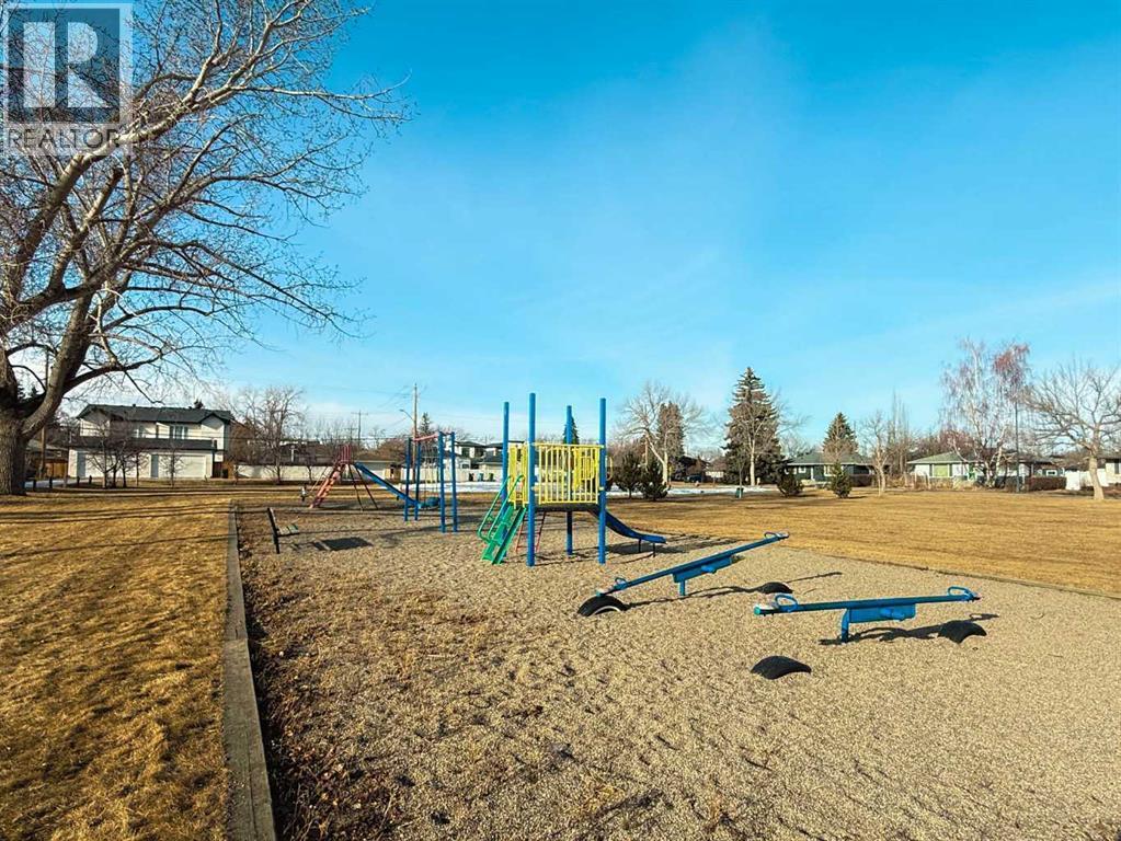 10 Marlowe Place Ne, Calgary, AB - Outdoor With View