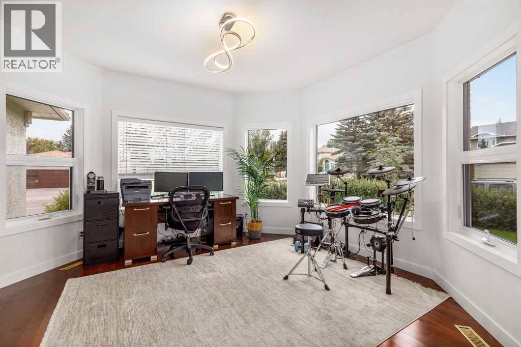 1414 Shawnee Drive, Calgary, AB