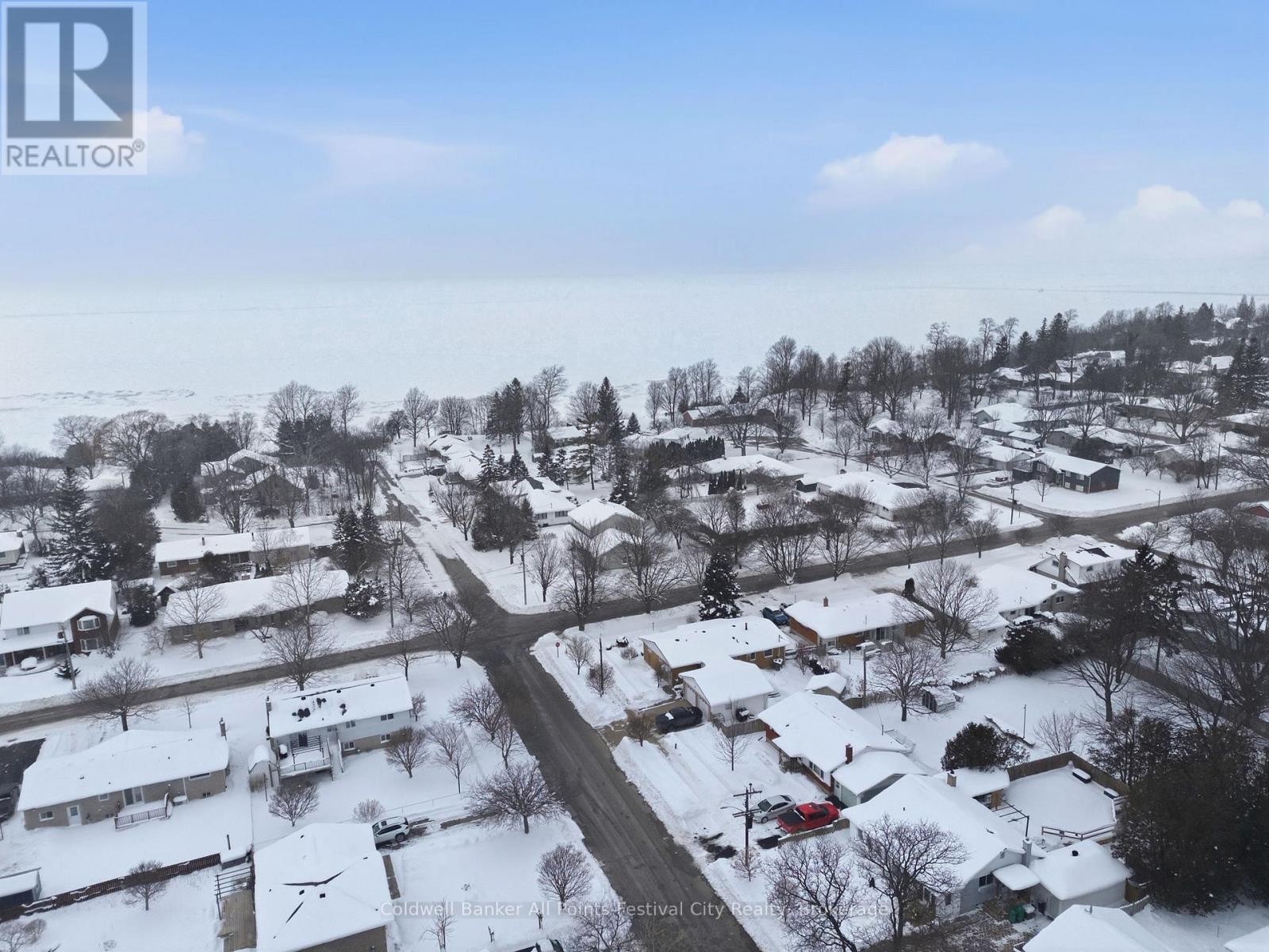 202 Bennett Street W, Goderich (Goderich (Town)), ON - Outdoor With View