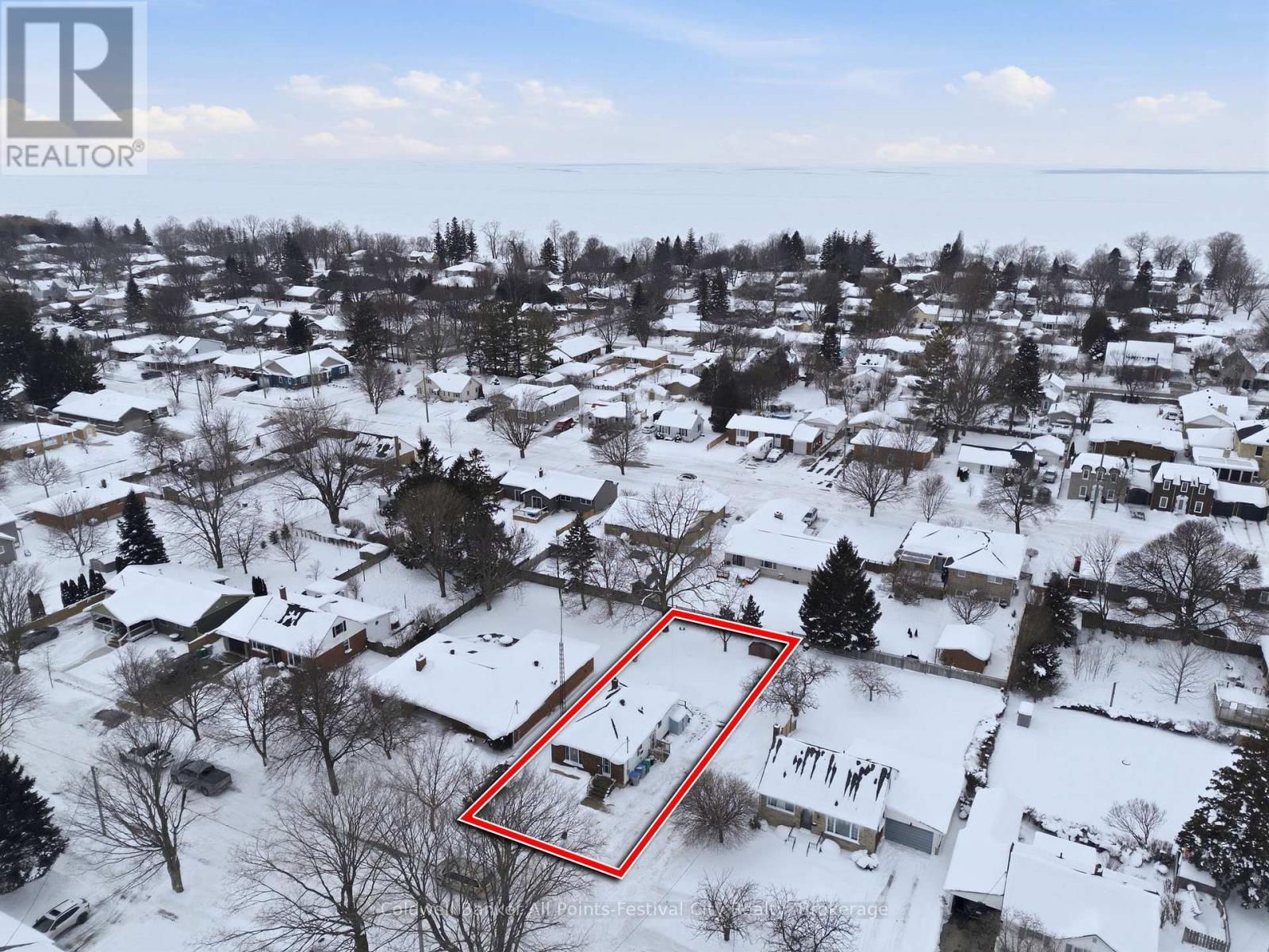 136 Elizabeth Street, Goderich (Goderich (Town)), ON - Outdoor With View