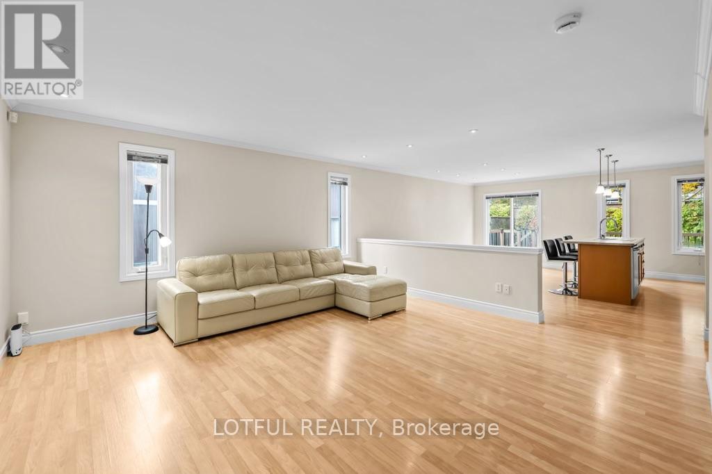 1008 Pinecrest Road, Ottawa, ON