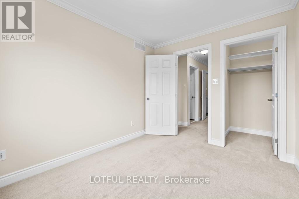 1008 Pinecrest Road, Ottawa, ON - Indoor Photo Showing Other Room