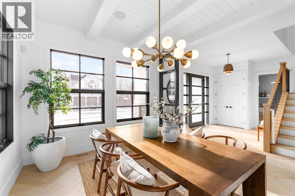 1604 48 Avenue Sw, Calgary, AB - Indoor Photo Showing Dining Room