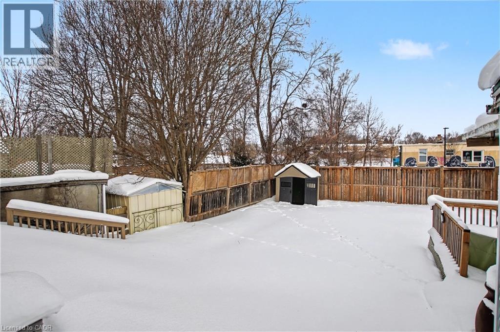 116 Waterloo Street, Waterloo, ON - Outdoor