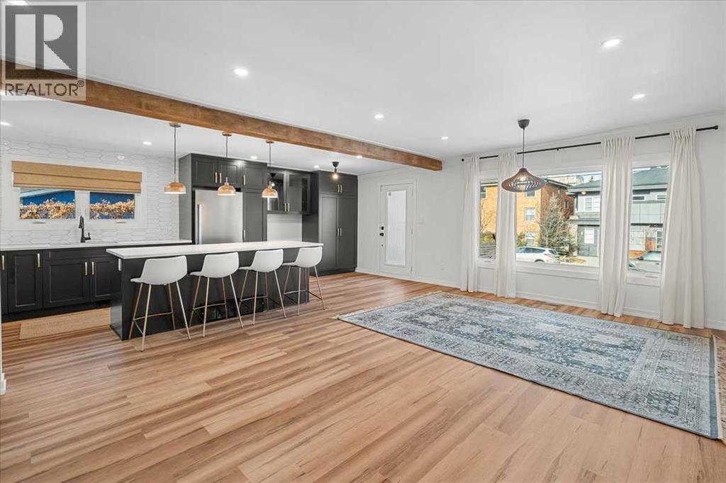 Main Floor - 2023 35 Avenue Sw, Calgary, AB - Indoor