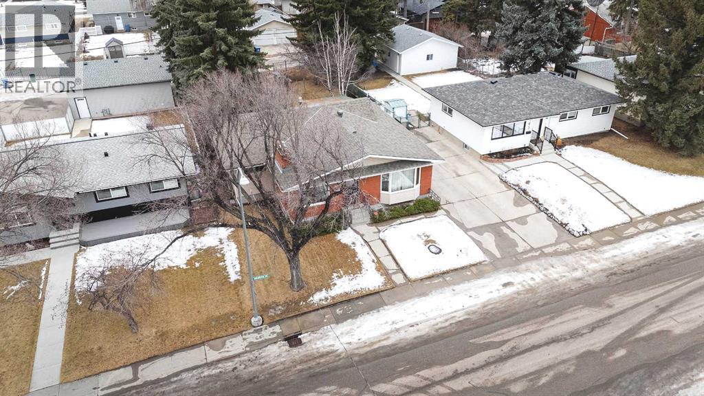 487 Arlington Drive Se, Calgary, AB - Outdoor