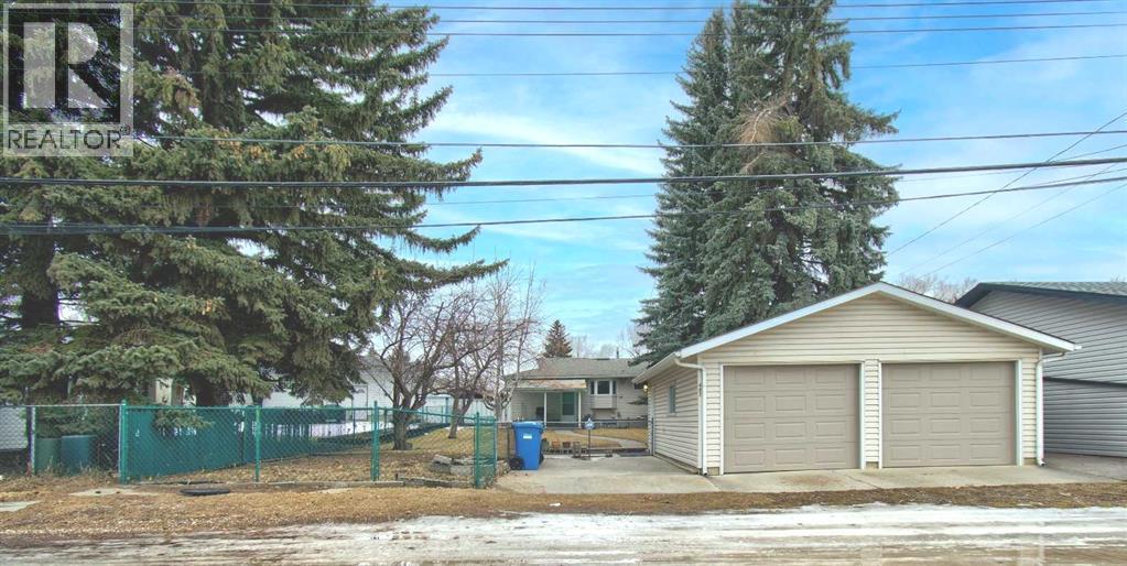 487 Arlington Drive Se, Calgary, AB - Outdoor