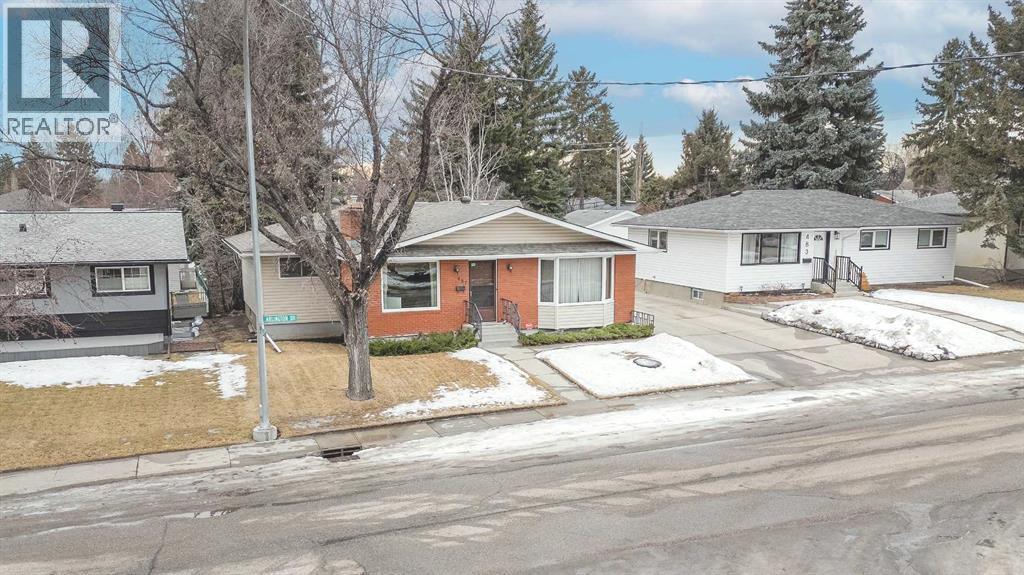 487 Arlington Drive Se, Calgary, AB - Outdoor With Facade