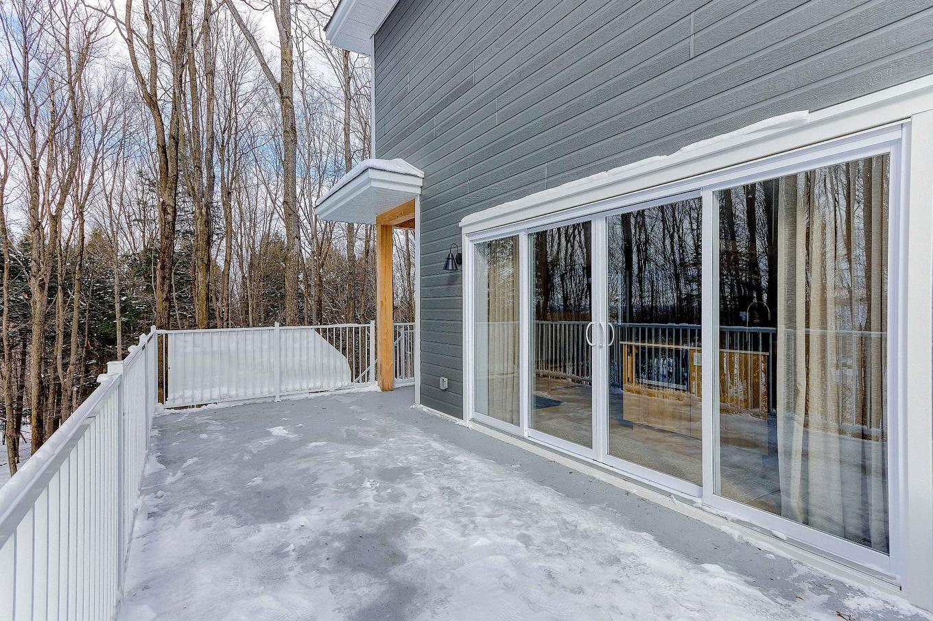 Balcon - 101-141 Rue Du Cercle-Des-Cantons, Bromont, QC - Outdoor With Exterior