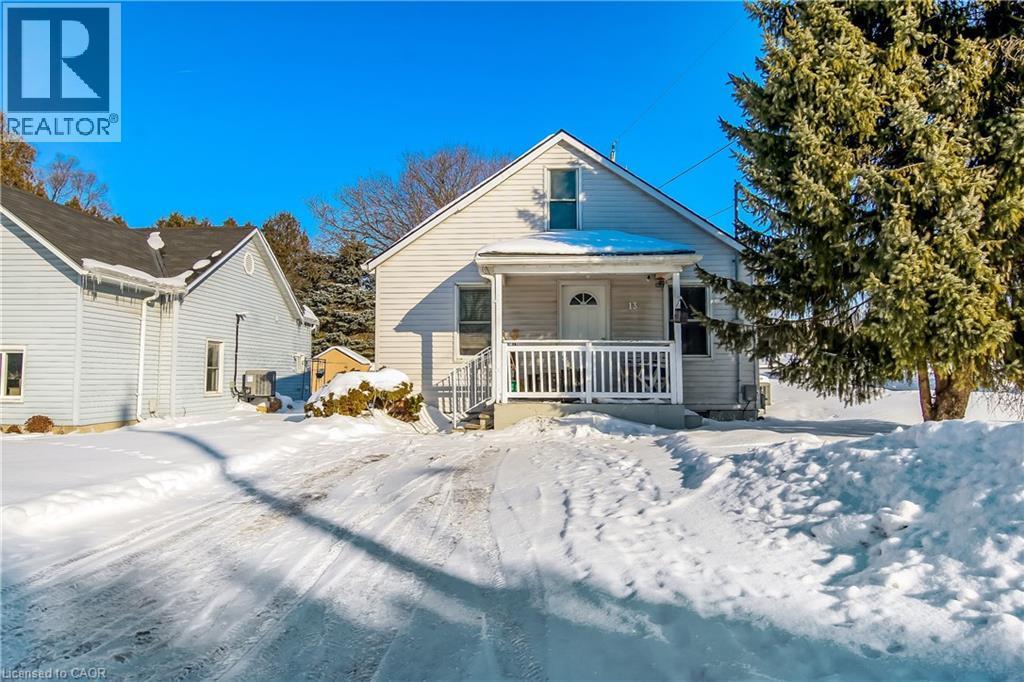 13 Second Avenue E, Simcoe, ON - Outdoor