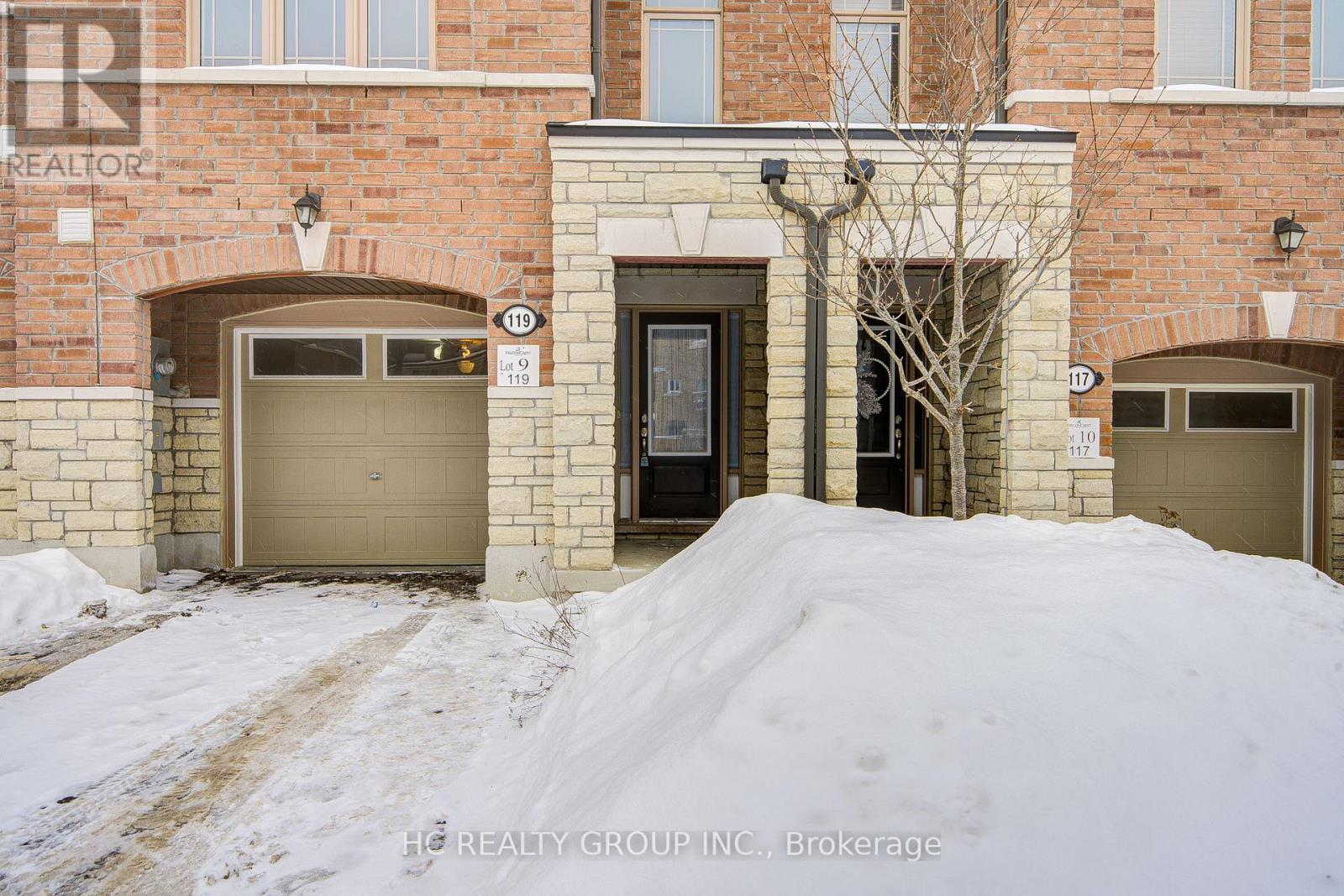 119 Gordon Circle, Newmarket, ON - Outdoor
