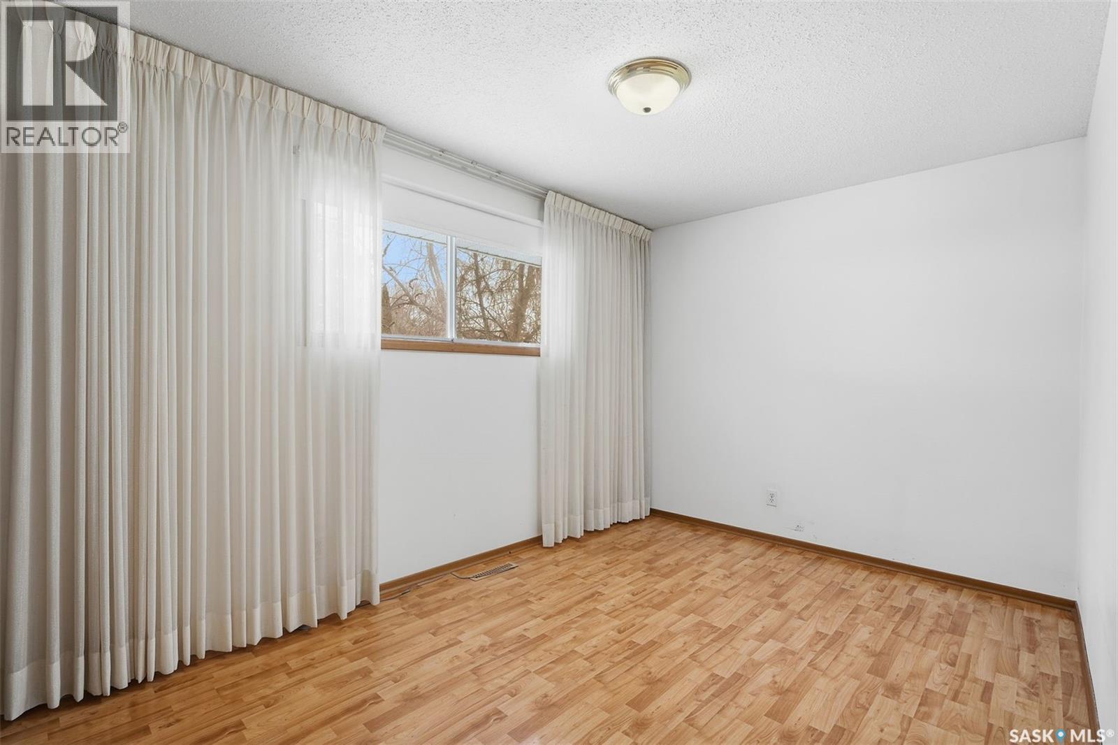 121 Simon Fraser Crescent, Saskatoon, SK - Indoor Photo Showing Other Room