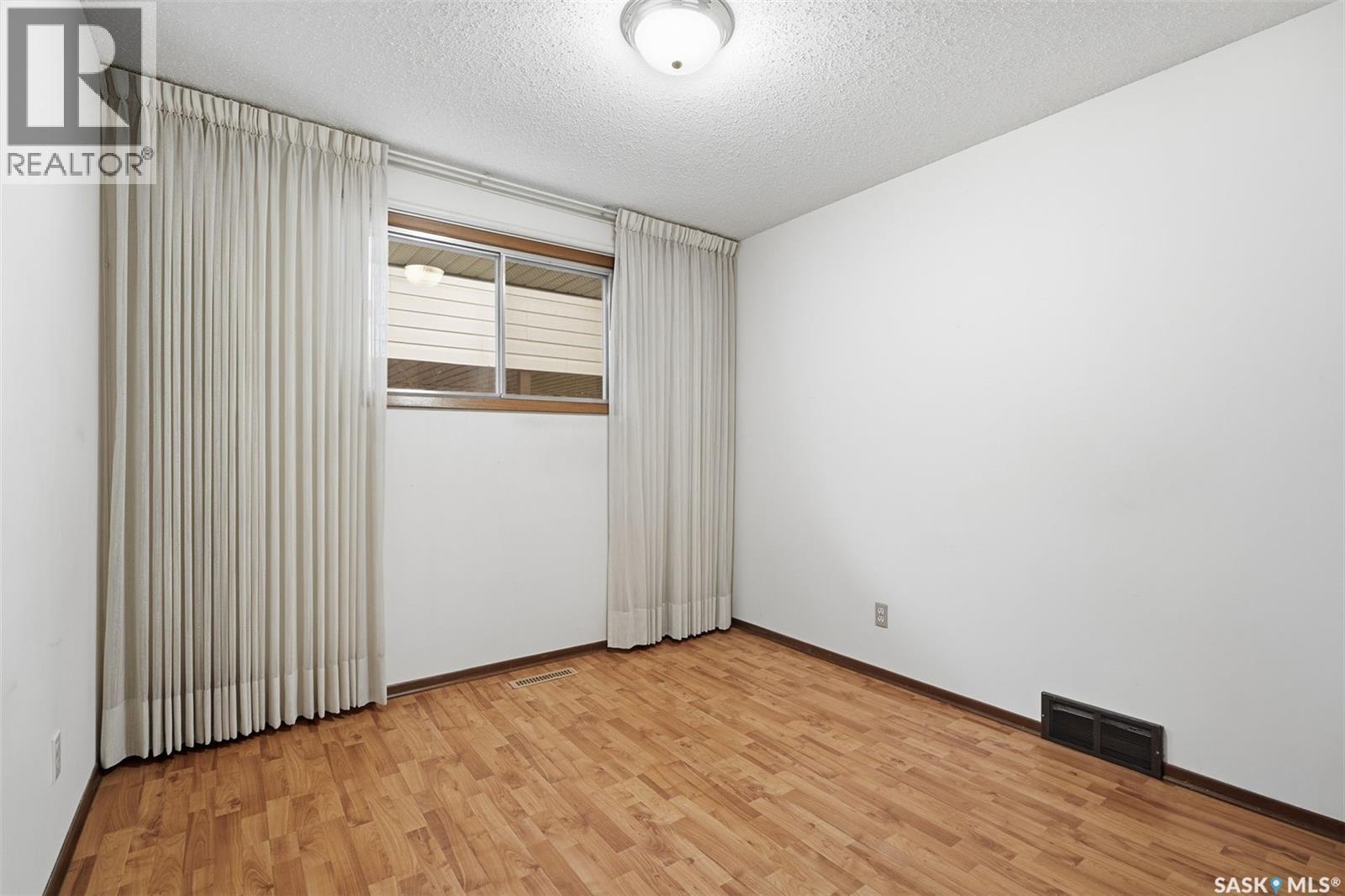 121 Simon Fraser Crescent, Saskatoon, SK - Indoor Photo Showing Other Room