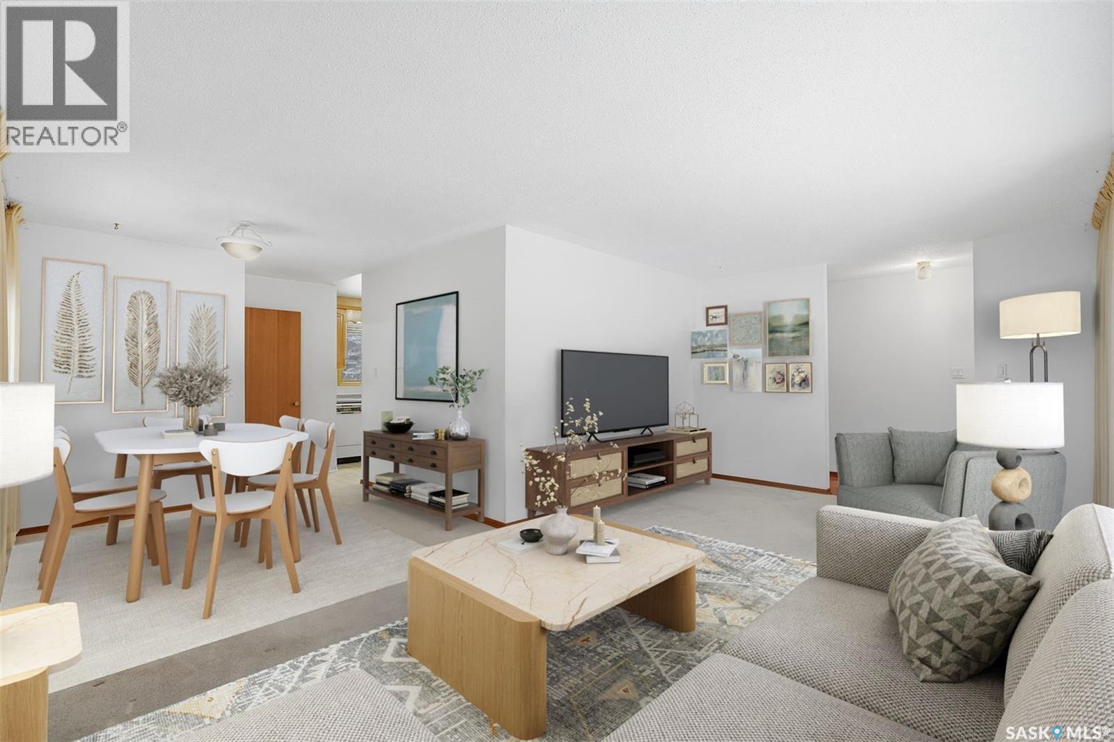 121 Simon Fraser Crescent, Saskatoon, SK - Indoor Photo Showing Living Room