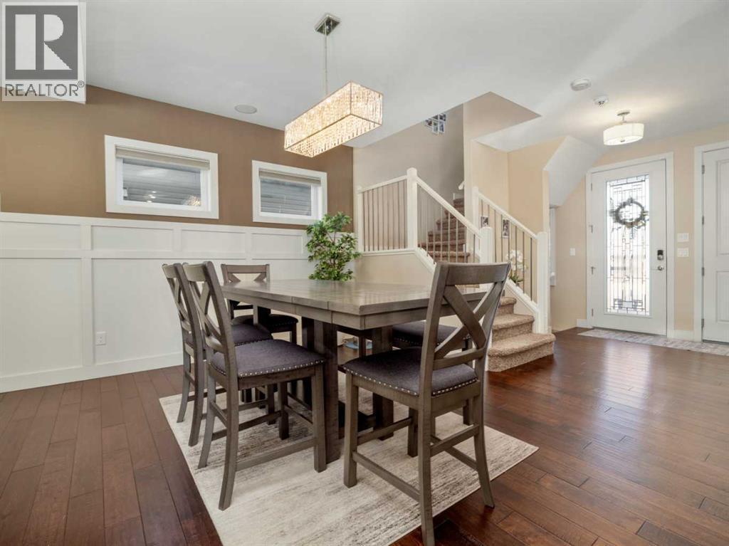 18 Northlander Road W, Lethbridge, AB - Indoor Photo Showing Dining Room