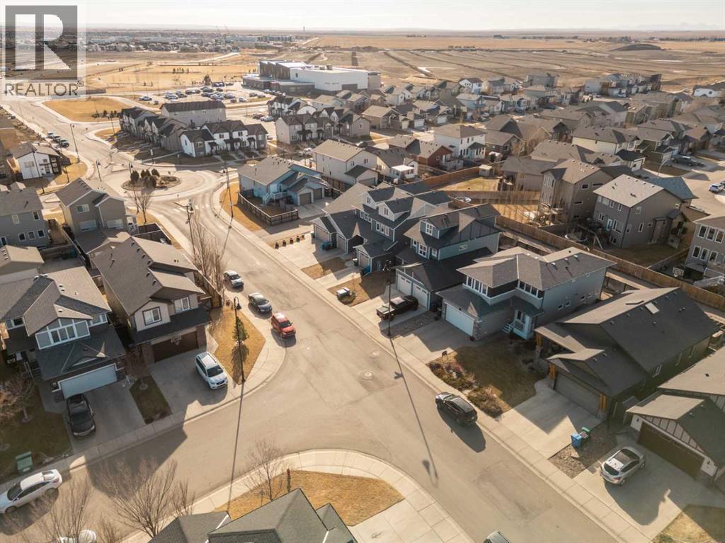 18 Northlander Road W, Lethbridge, AB - Outdoor With View