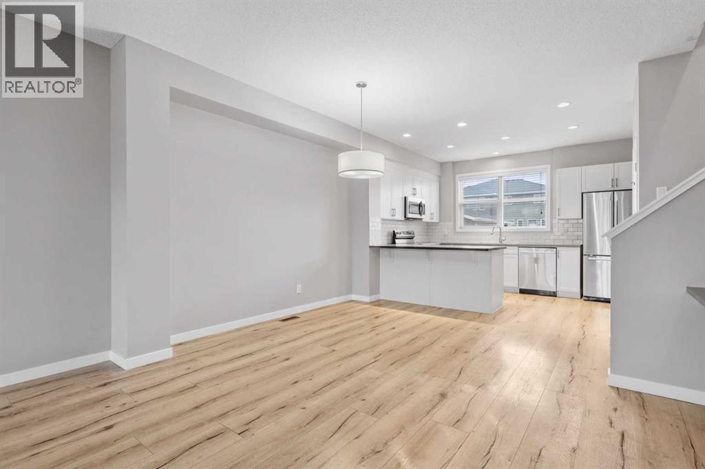 368 Redstone Drive Ne, Calgary, AB - Indoor Photo Showing Kitchen