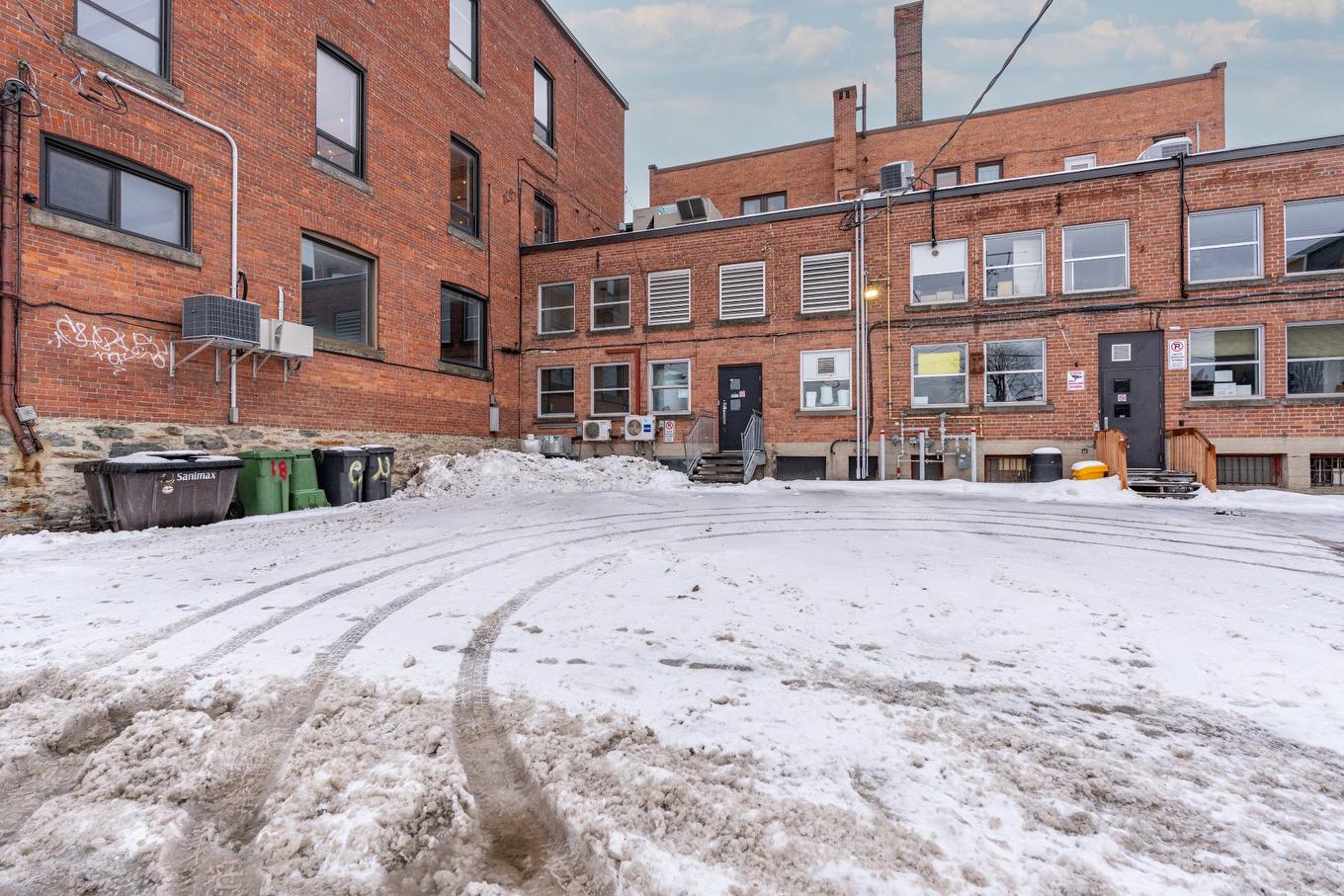 Back facade - 82-82 - 90 Rue Wellington N., Sherbrooke (Les Nations), QC - Outdoor