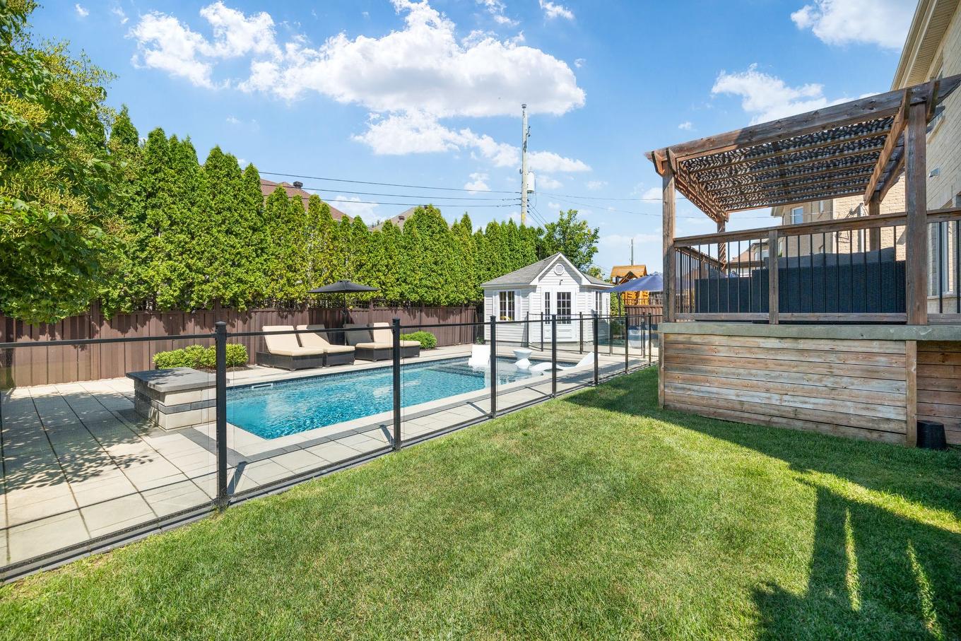 Cour - 4848 Rue De La Carriole, Montréal (Pierrefonds-Roxboro), QC - Outdoor With In Ground Pool With Deck Patio Veranda