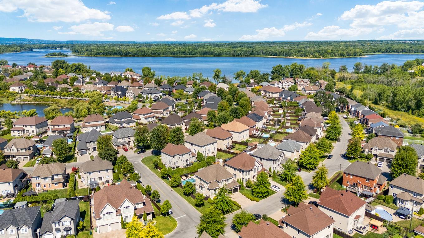 Photo aérienne - 4848 Rue De La Carriole, Montréal (Pierrefonds-Roxboro), QC - Outdoor With Body Of Water With View