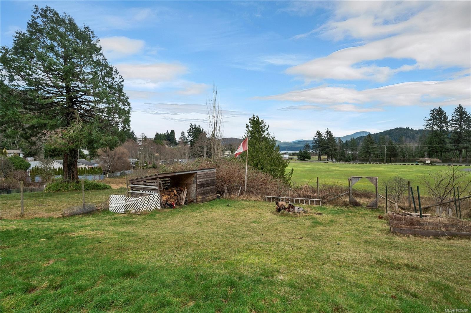 431 Macmillan Dr, Sayward, BC