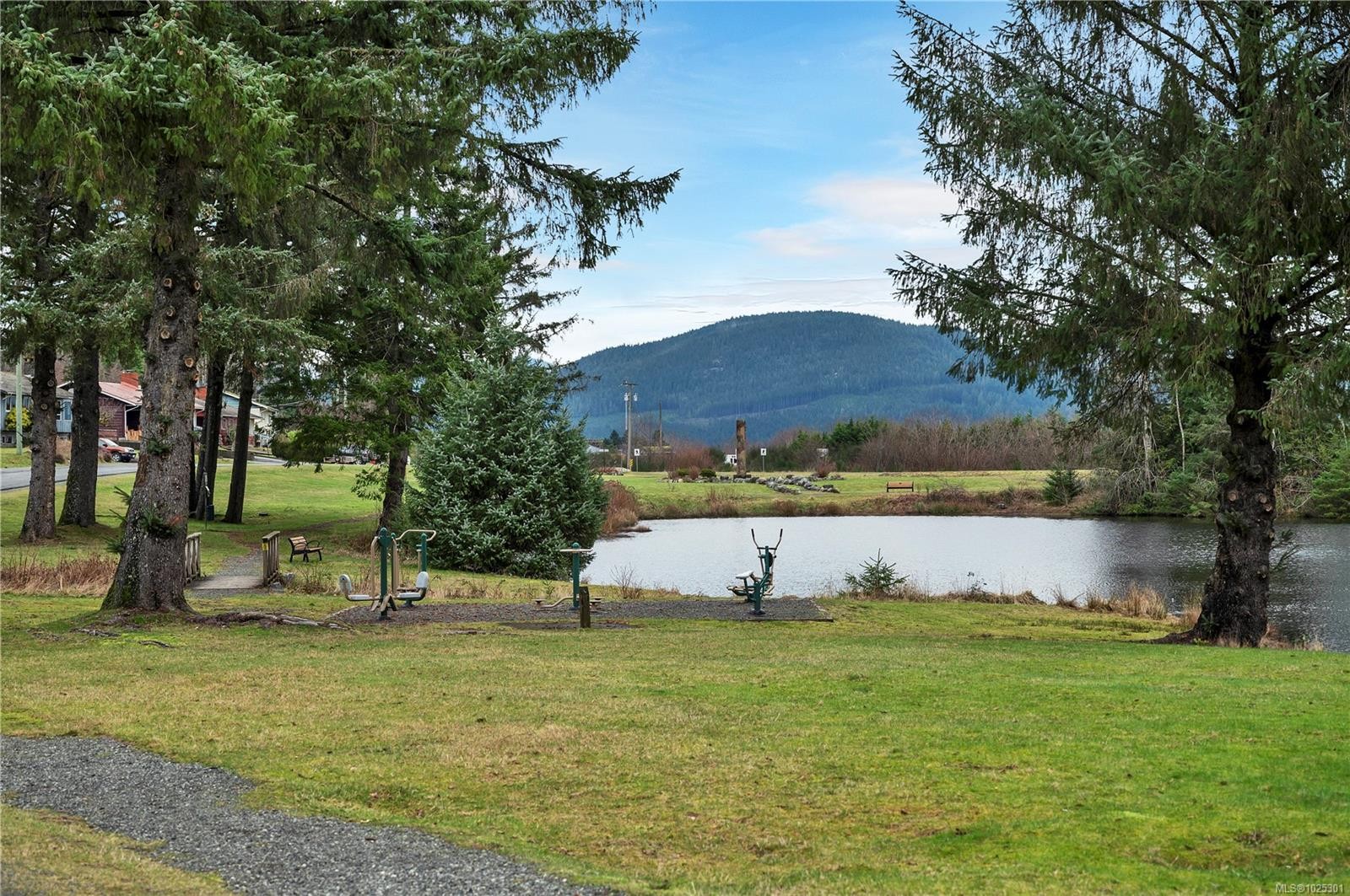 431 Macmillan Dr, Sayward, BC