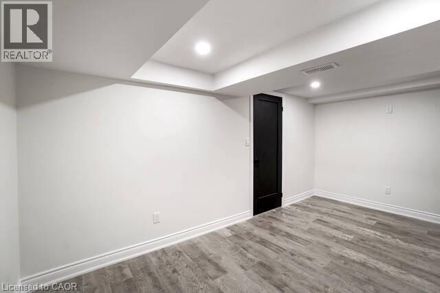 360 Cannon Street E, Hamilton, ON - Indoor Photo Showing Other Room