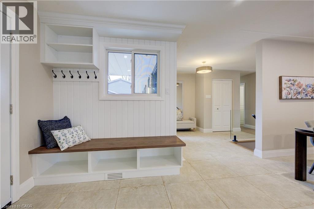 Mudroom featuring light tile patterned floors and baseboards - 279 Ferndale Place, Waterloo, ON - Indoor Photo Showing Other Room