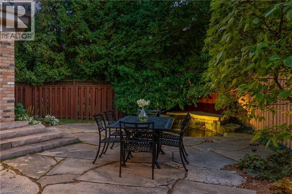 206 Rossmore Boulevard, Burlington, ON - Outdoor With Deck Patio Veranda