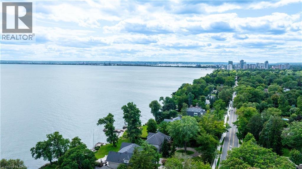 206 Rossmore Boulevard, Burlington, ON - Outdoor With Body Of Water With View