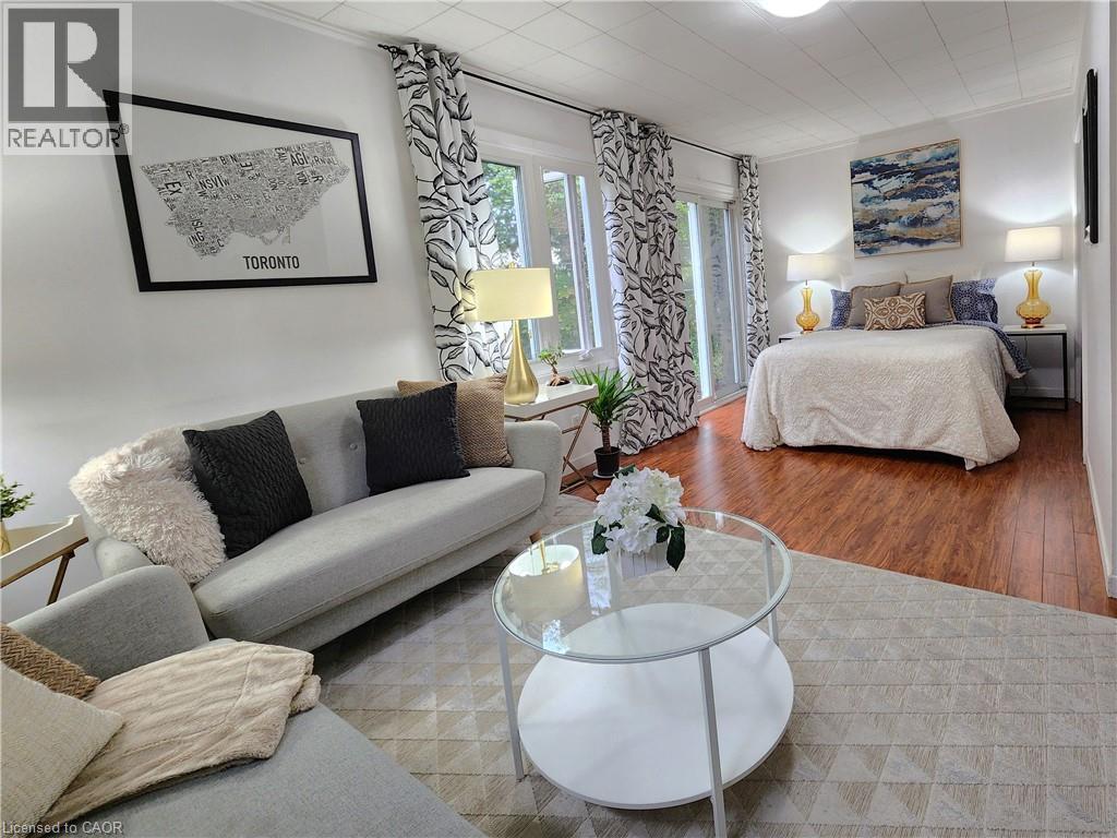 1089 Meredith Avenue, Mississauga, ON - Indoor Photo Showing Other Room