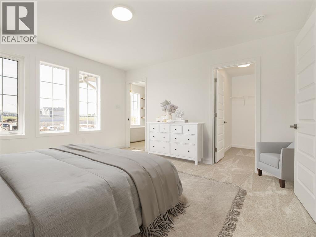 730 Violet Place W, Lethbridge, AB - Indoor Photo Showing Bedroom