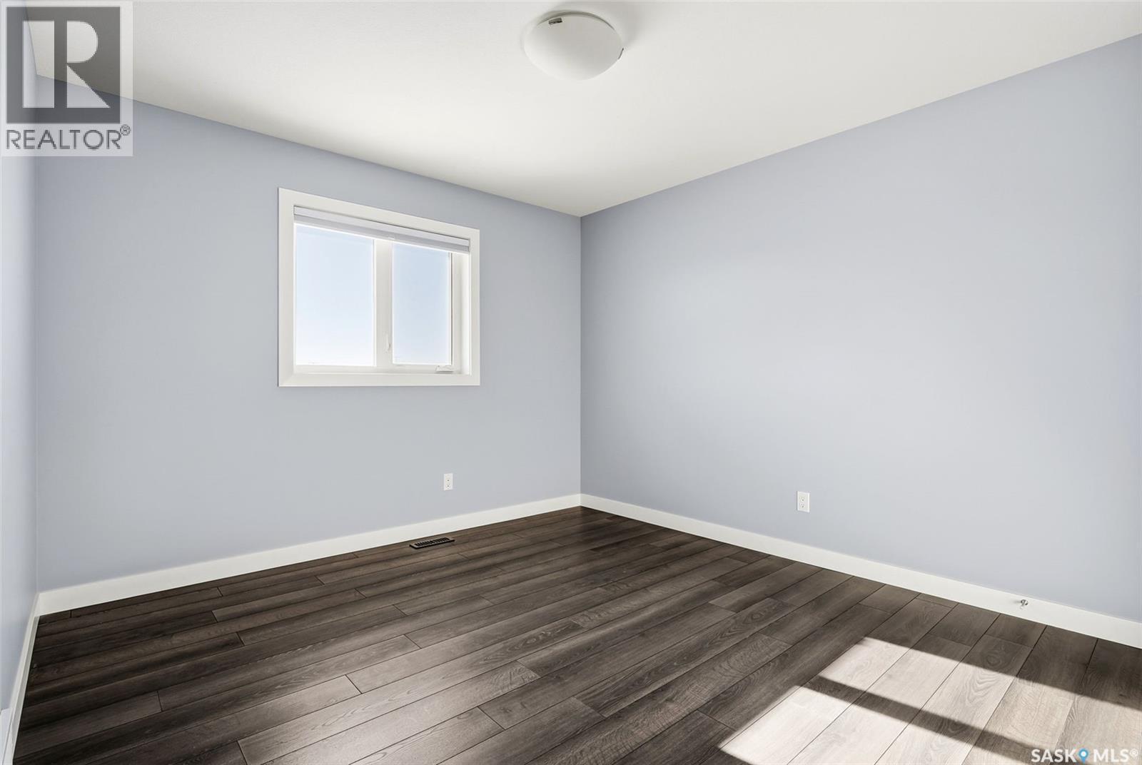 5669 Glide Crescent, Regina, SK - Indoor Photo Showing Other Room