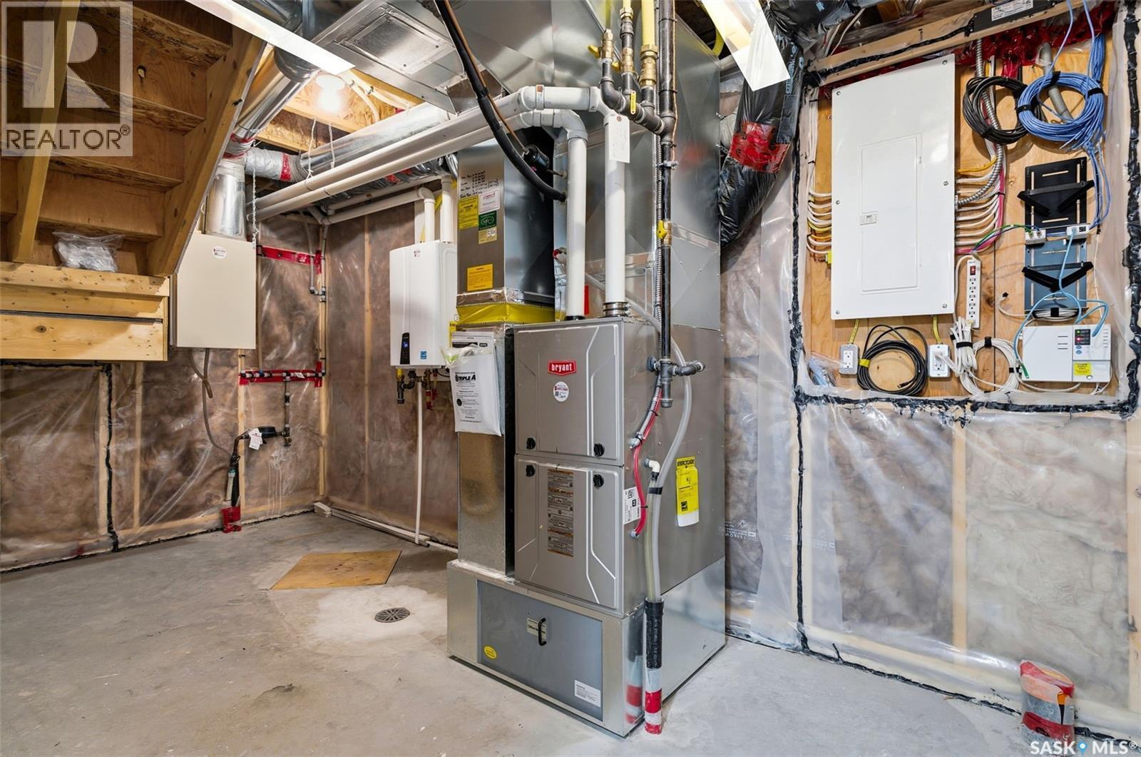 5669 Glide Crescent, Regina, SK - Indoor Photo Showing Basement