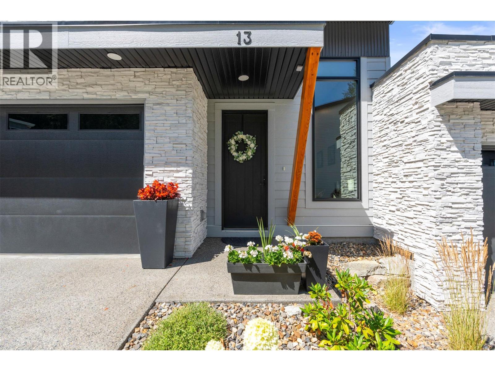 269 Diamond Way Unit# 13, Vernon, BC - Outdoor