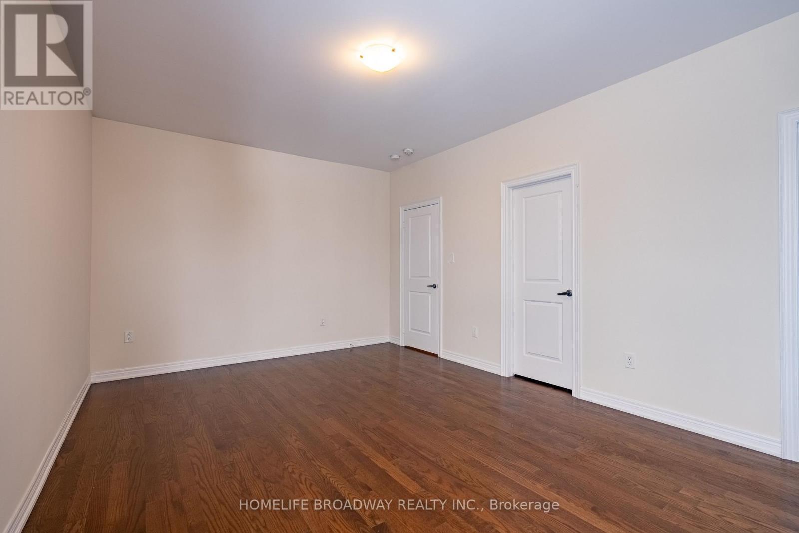 166 Conklin Crescent, Aurora, ON - Indoor Photo Showing Other Room