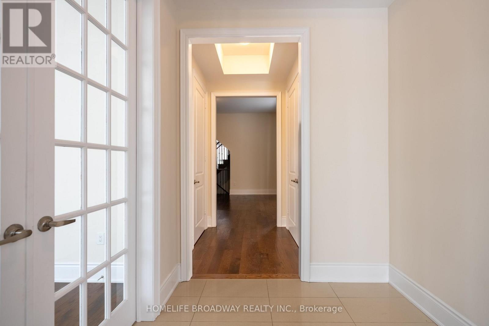 166 Conklin Crescent, Aurora, ON - Indoor Photo Showing Other Room