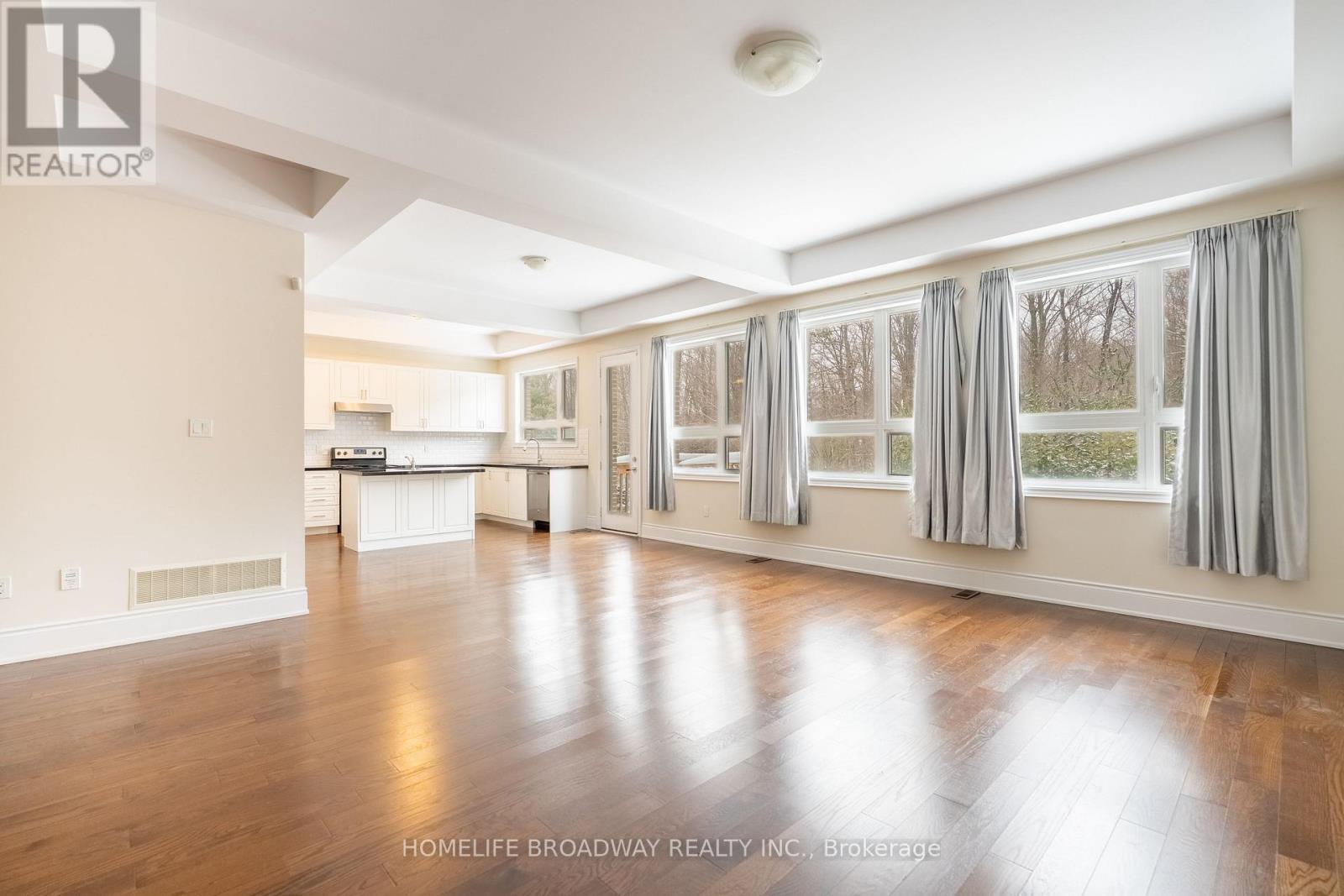 166 Conklin Crescent, Aurora, ON - Indoor