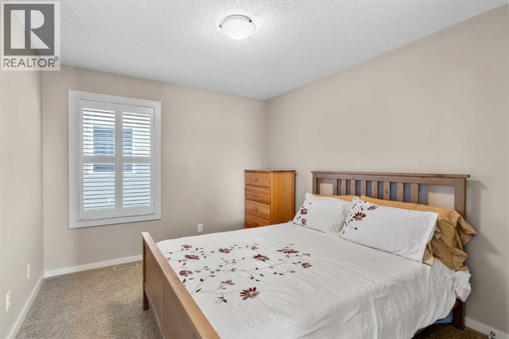 5 Mahogany Square Se, Calgary, AB - Indoor Photo Showing Bedroom